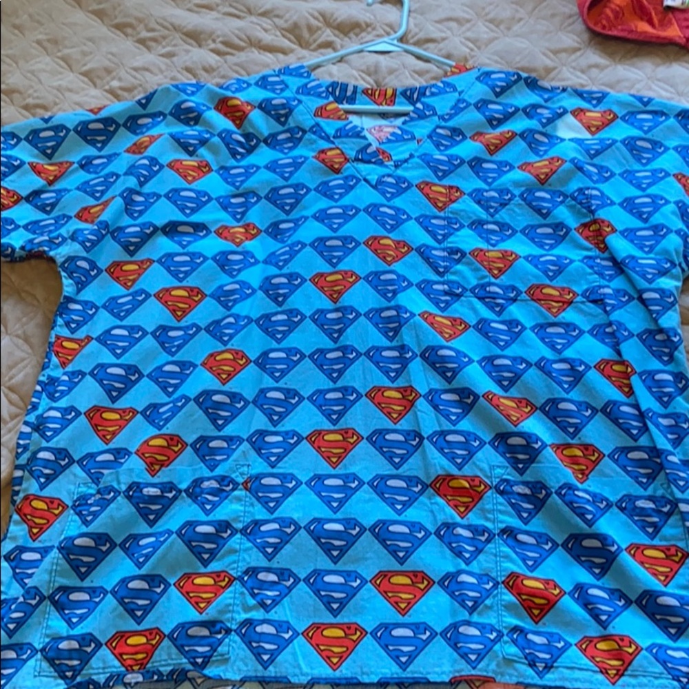 Superman men’s scrub top